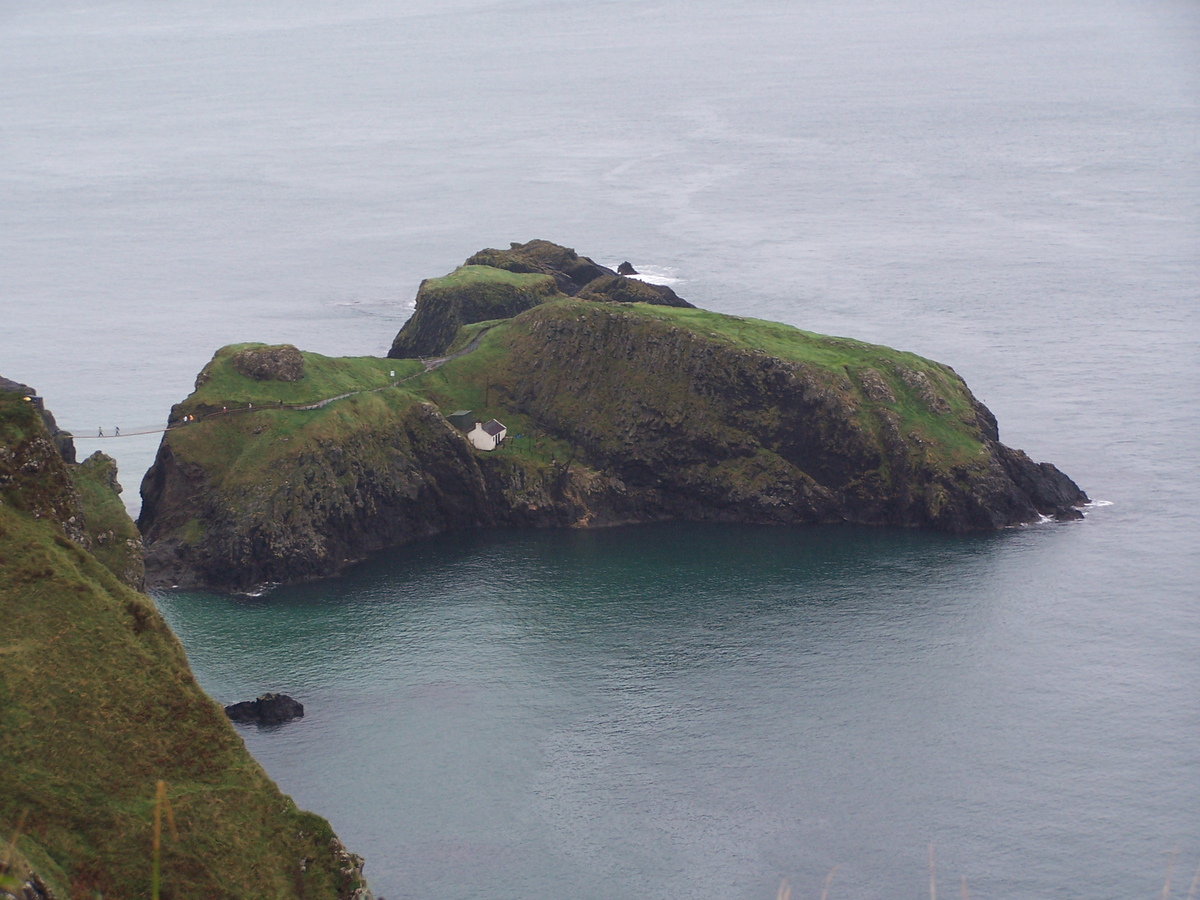 Carrick-A-Rede_Rope_Bridge.jpg